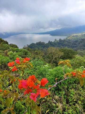 Wanagiri twin lake view